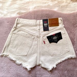 Levi’s Shorts NWT